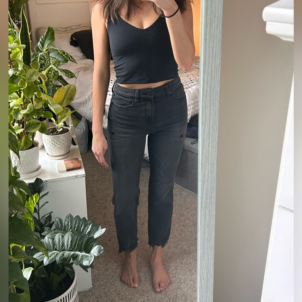 Kendall and Kylie ripped straight leg ankle jeans- size 27